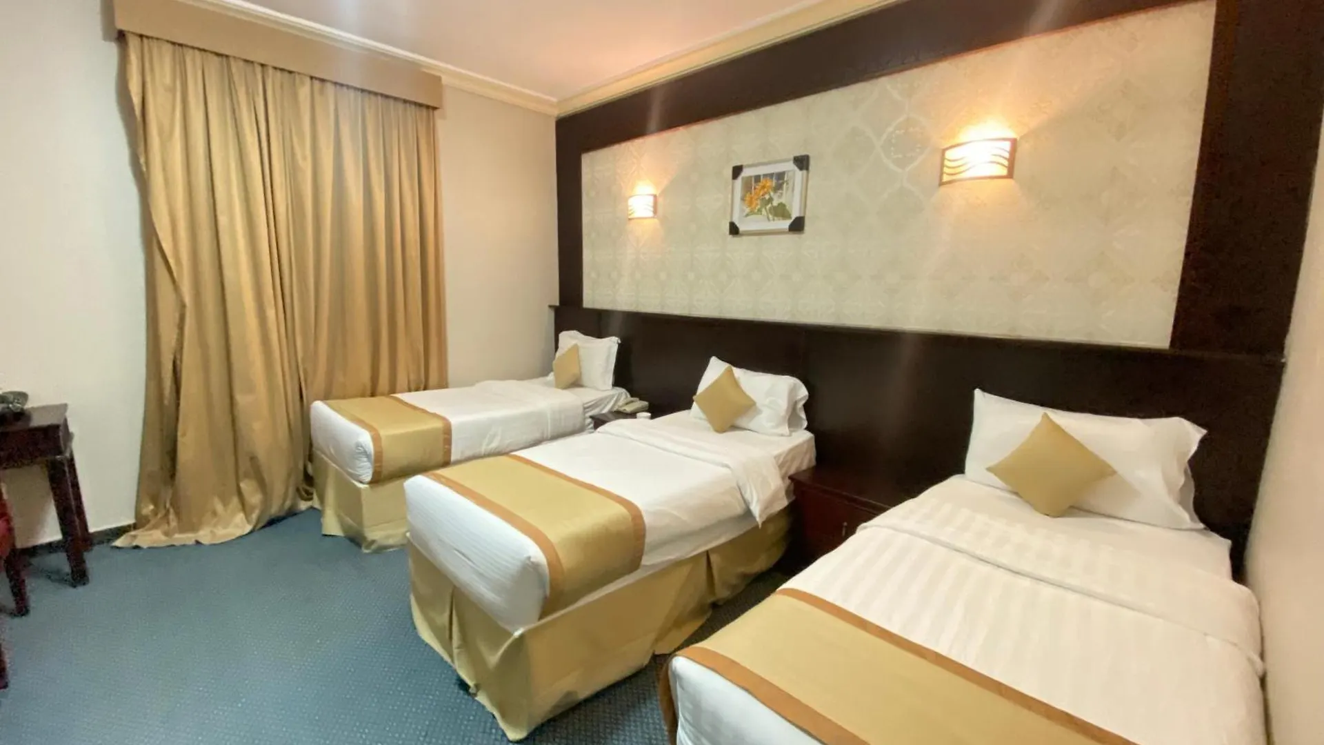 **  Al Kiram Hotel Al Azizia Mecca Saudi Arabia