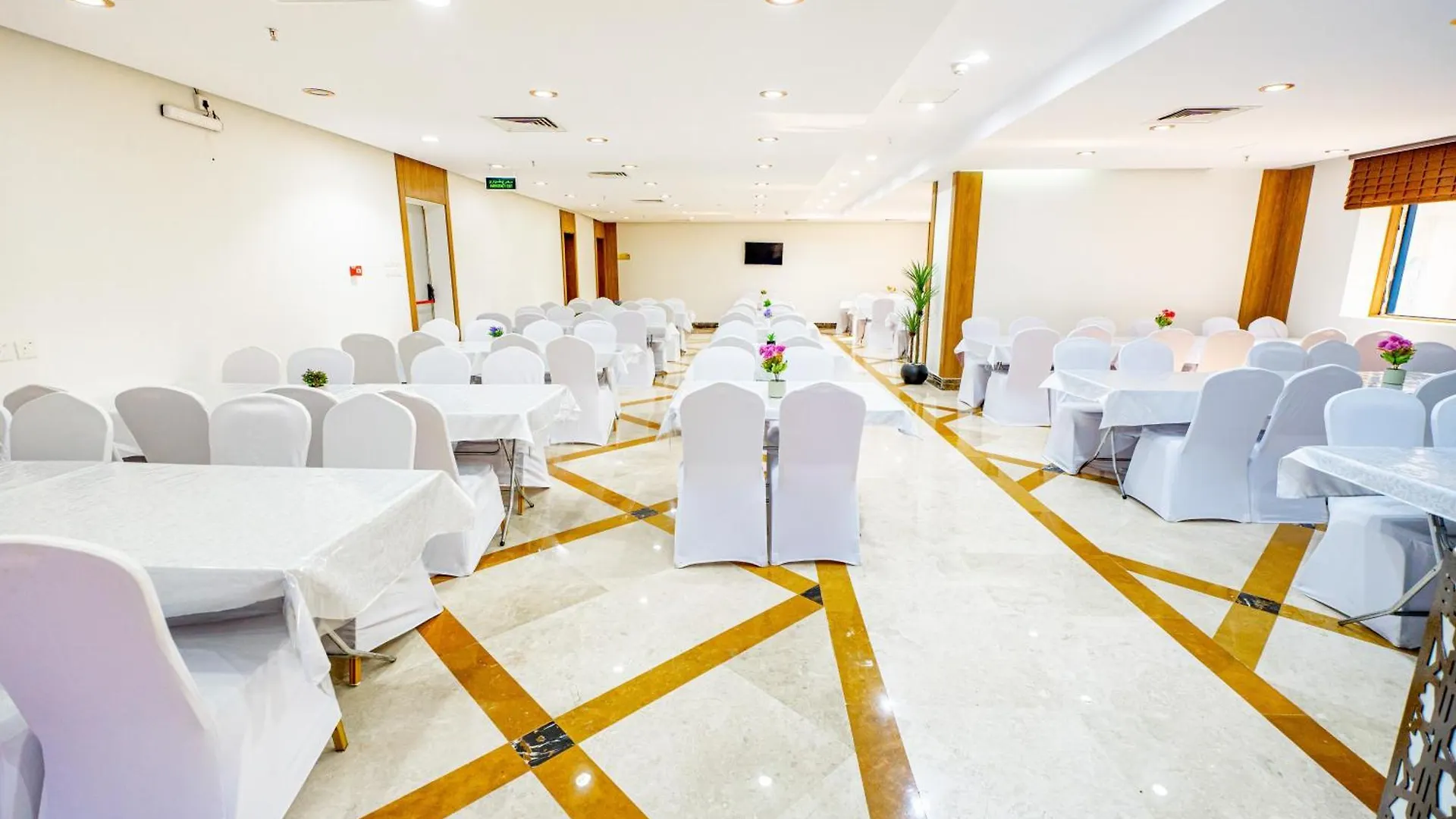 فندق الكرام العزيزية مكة